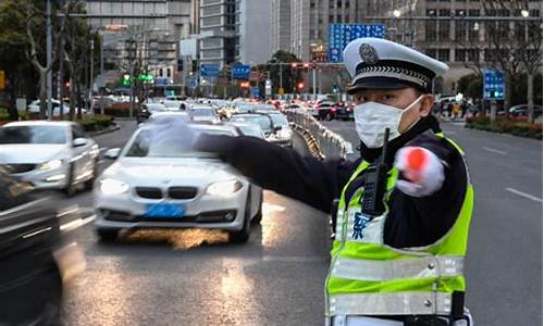 上海高速爆胎打什么电话_上海交警通过微博介绍汽车爆胎应对办法